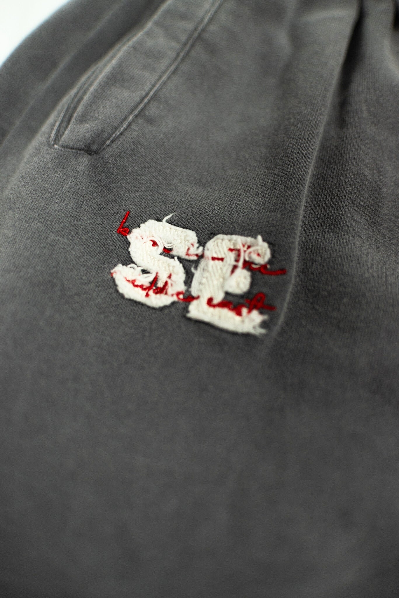 Distressed washed sweatpants